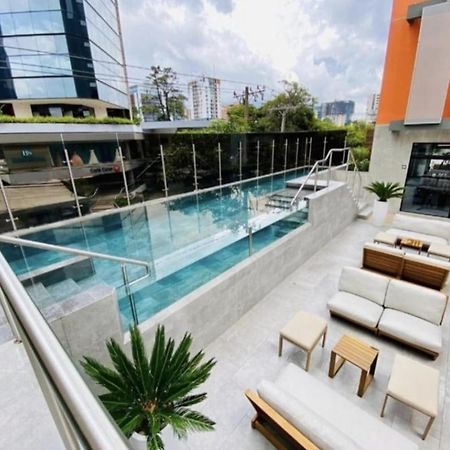 Zona 10 Eon, Guatemala Apartment Екстериор снимка